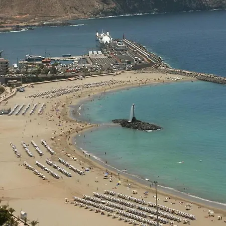 New In The Center Of Cristianos *
